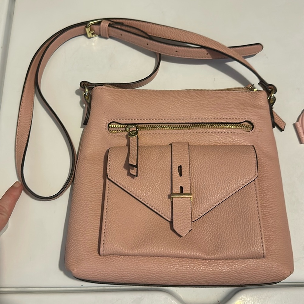 Liz Claiborne crossbody light pink never used